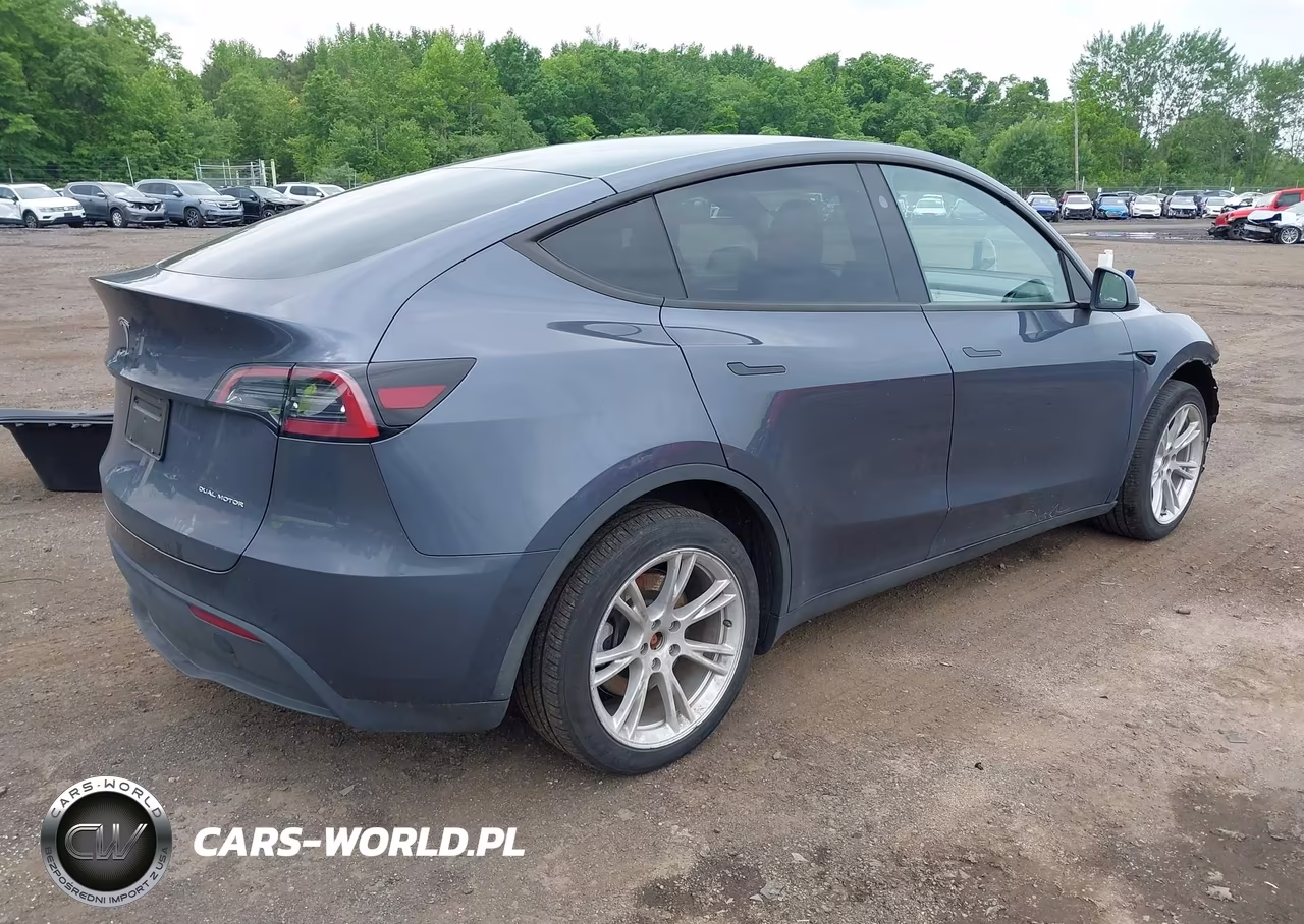2023 Tesla Model Y Awd-Long Range Dual Motor All-Wheel Drive VIN:7SAYGDEE3PA179835 - 4