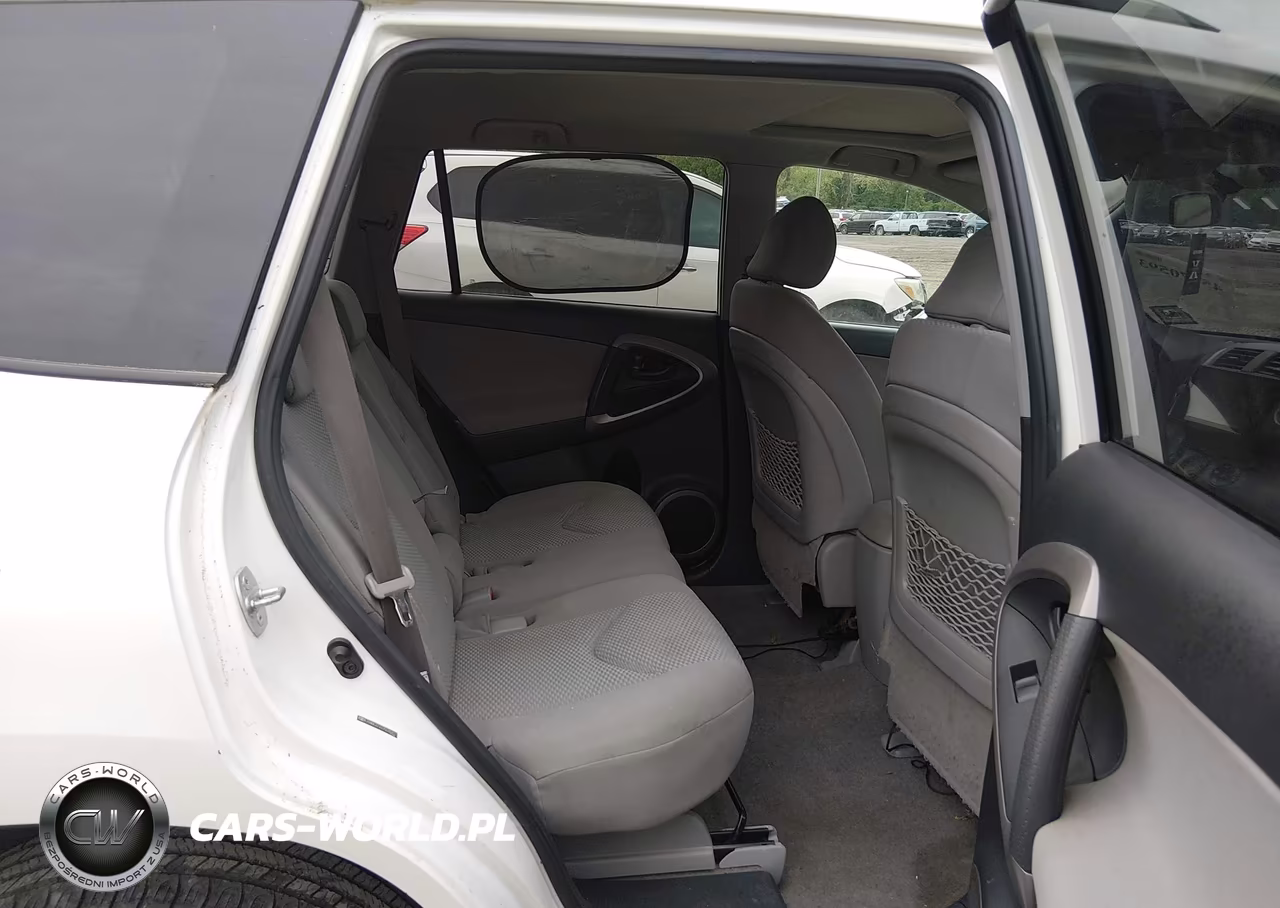 2007 Toyota Rav4 Limited V6 VIN:JTMBK31V375038821 - 8