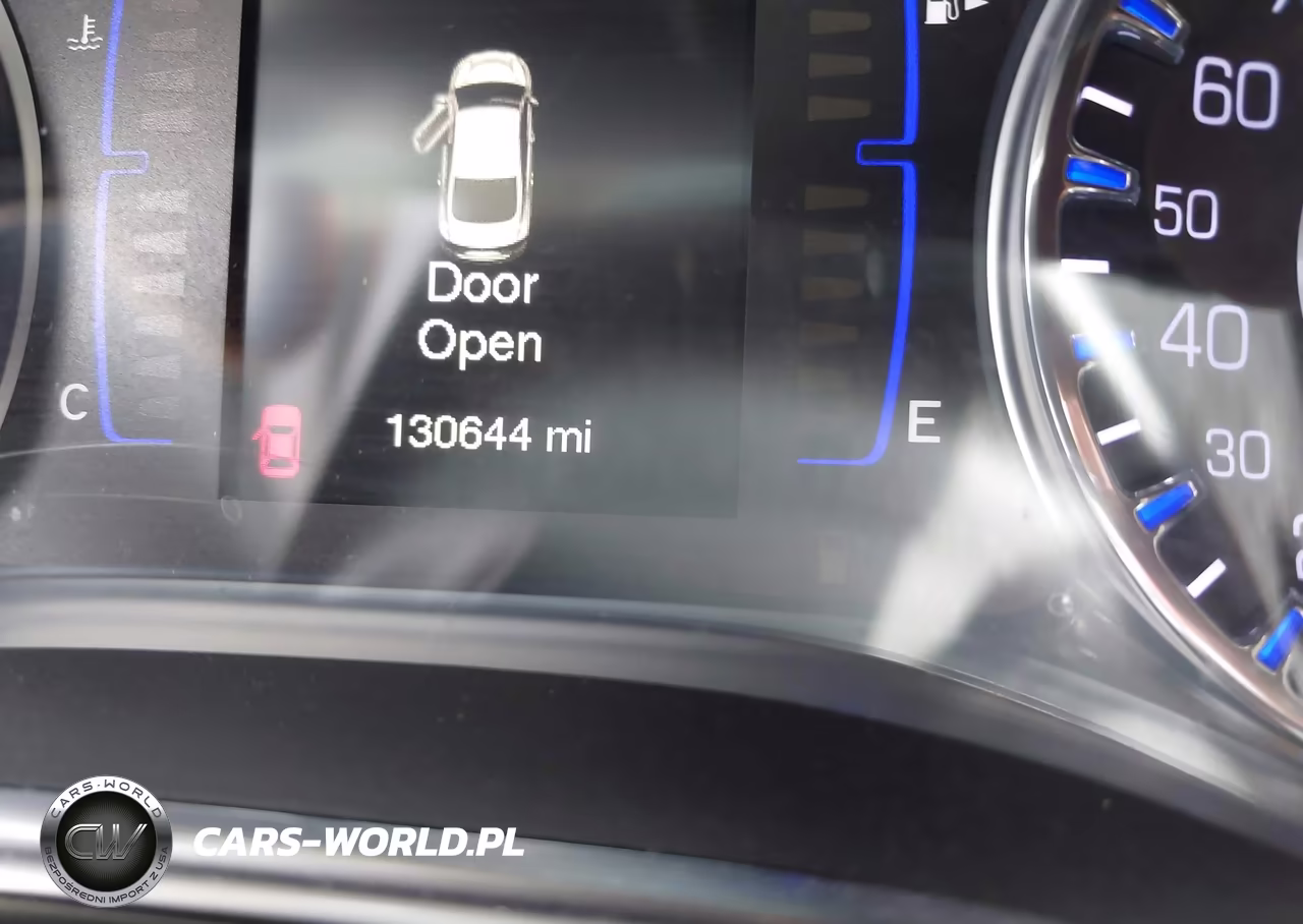 2017 Chrysler 200 Limited Platinum VIN:1C3CCCAB8HN506412 - 15