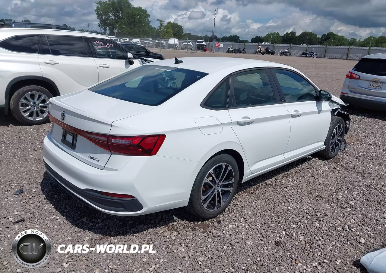 2025 Volkswagen Jetta 1.5T Sport VIN:3VWBX7BU9SM072731 - 4