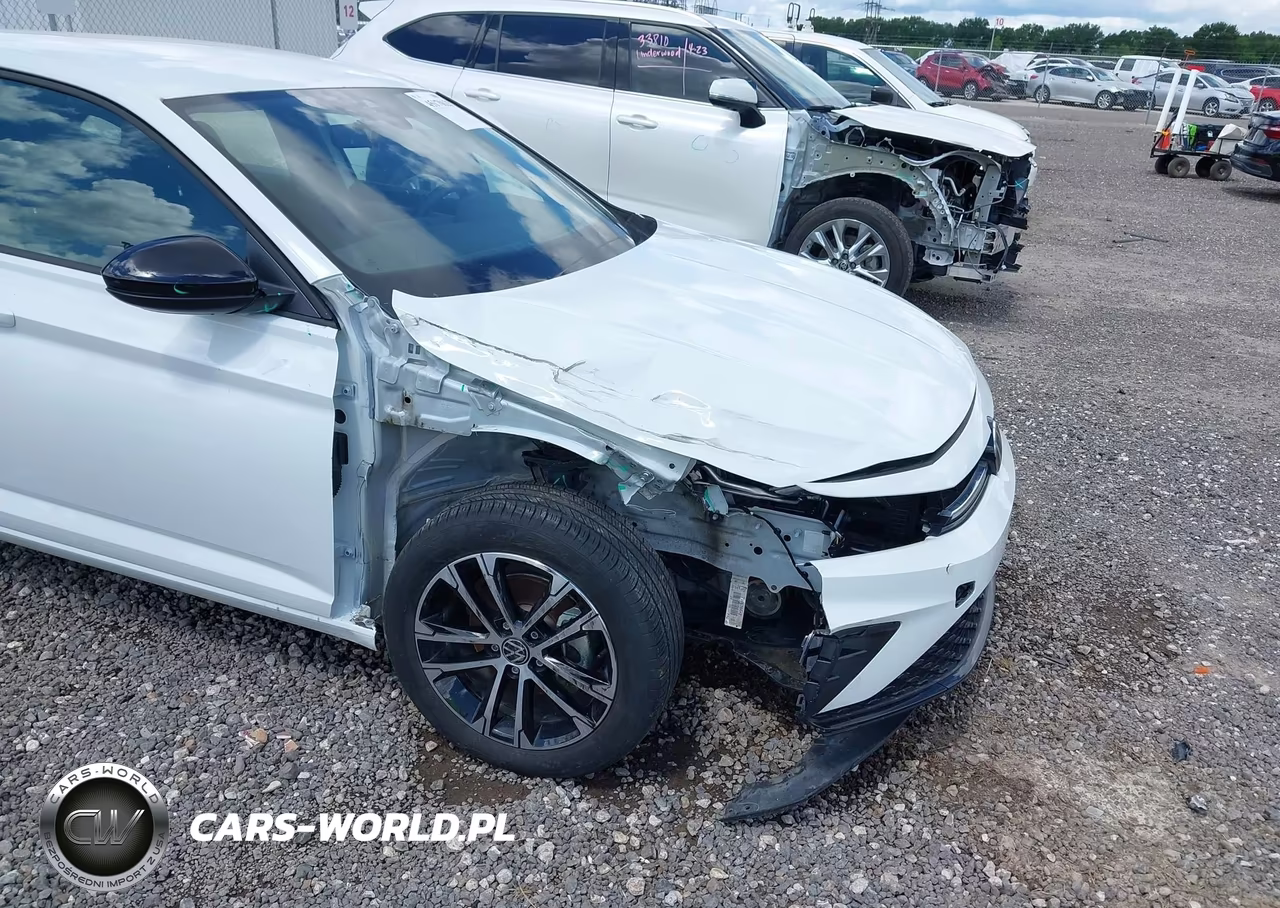 2025 Volkswagen Jetta 1.5T Sport VIN:3VWBX7BU9SM072731 - 6
