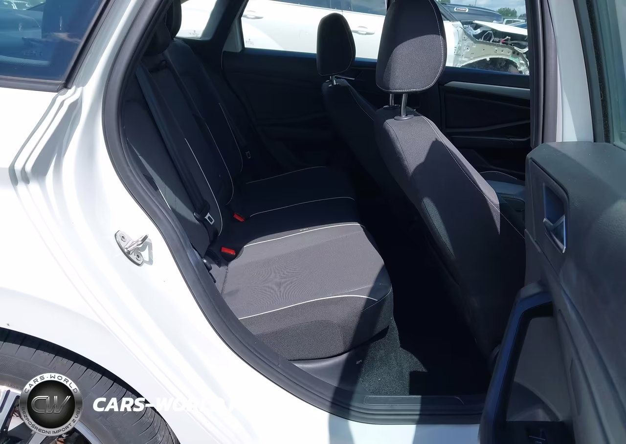 2025 Volkswagen Jetta 1.5T Sport VIN:3VWBX7BU9SM072731 - 8