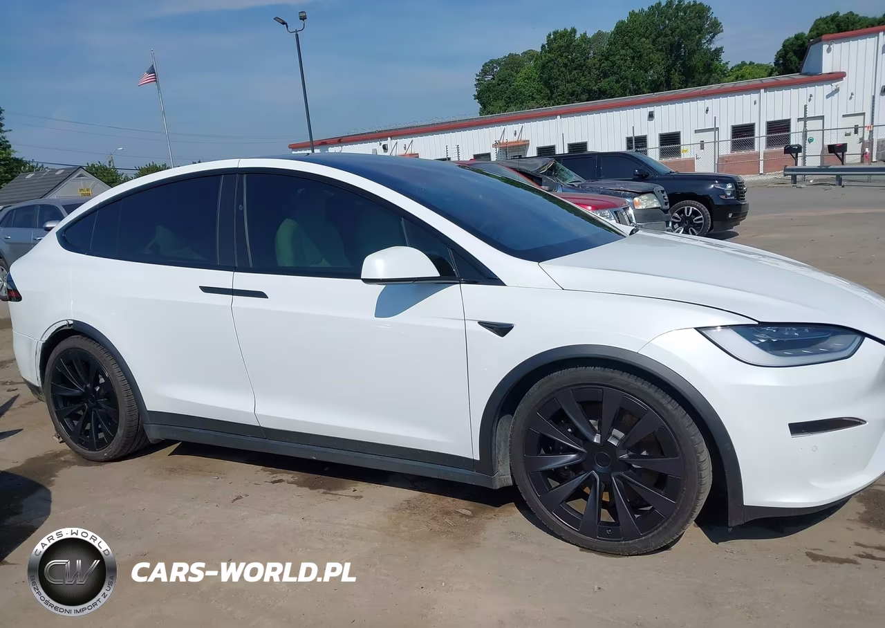 2022 Tesla Model X Dual Motor All-Wheel Drive VIN:7SAXCBE57NF361677 - 13
