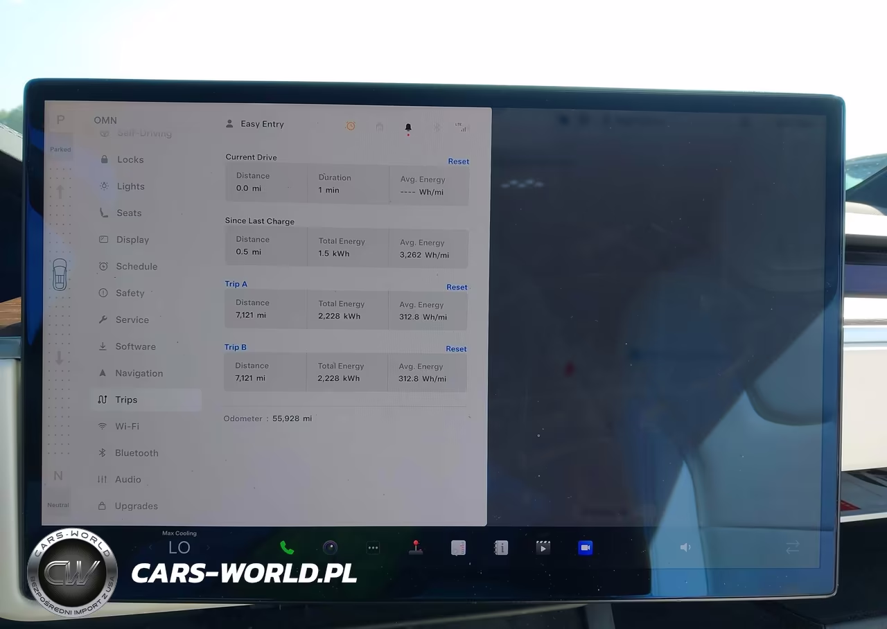 2022 Tesla Model X Dual Motor All-Wheel Drive VIN:7SAXCBE57NF361677 - 7