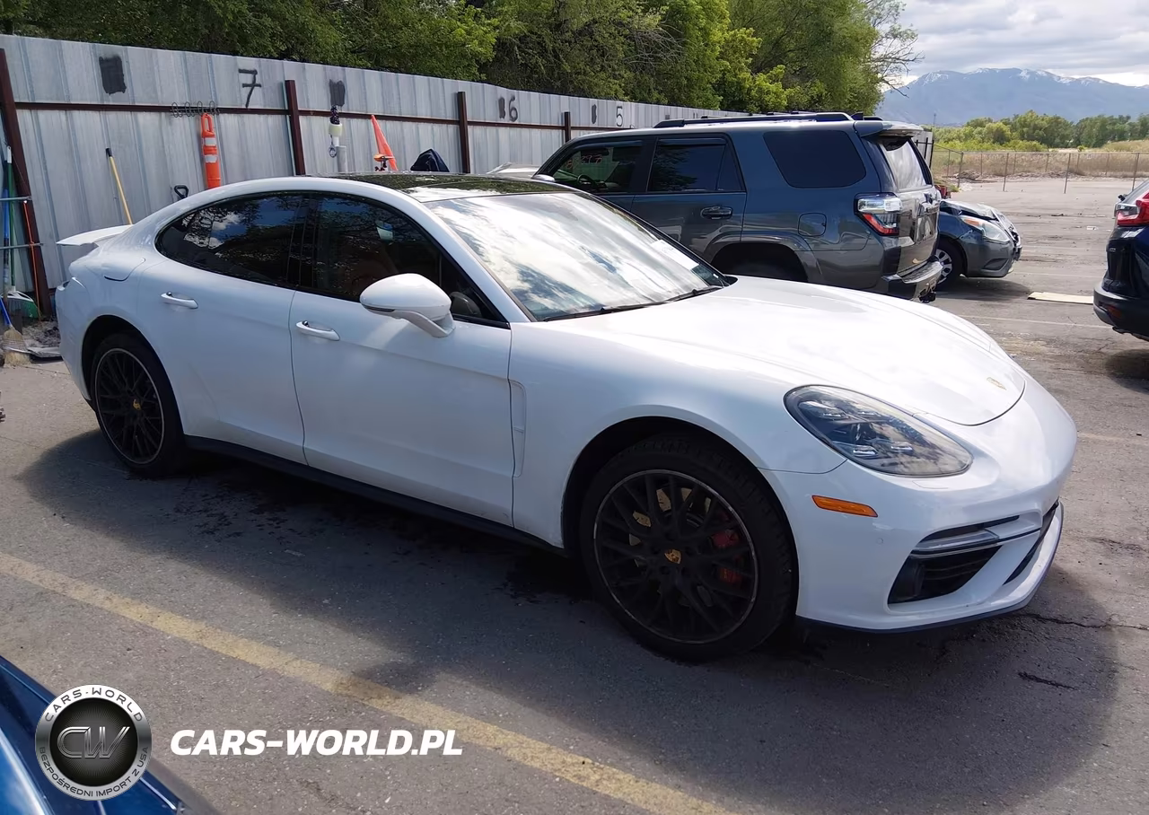 2017 Porsche Panamera Turbo – zdjęcie 1 z 17