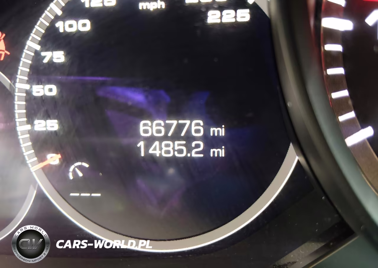 2017 Porsche Panamera Turbo VIN:WP0AF2A70HL151926 - 16