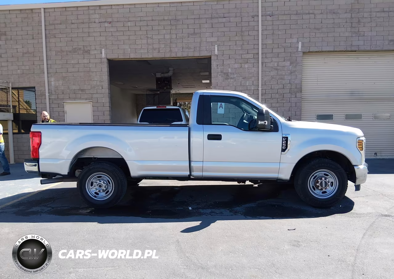 2018 Ford F-250 Xl VIN:1FTBF2A62JEC83771 - 18