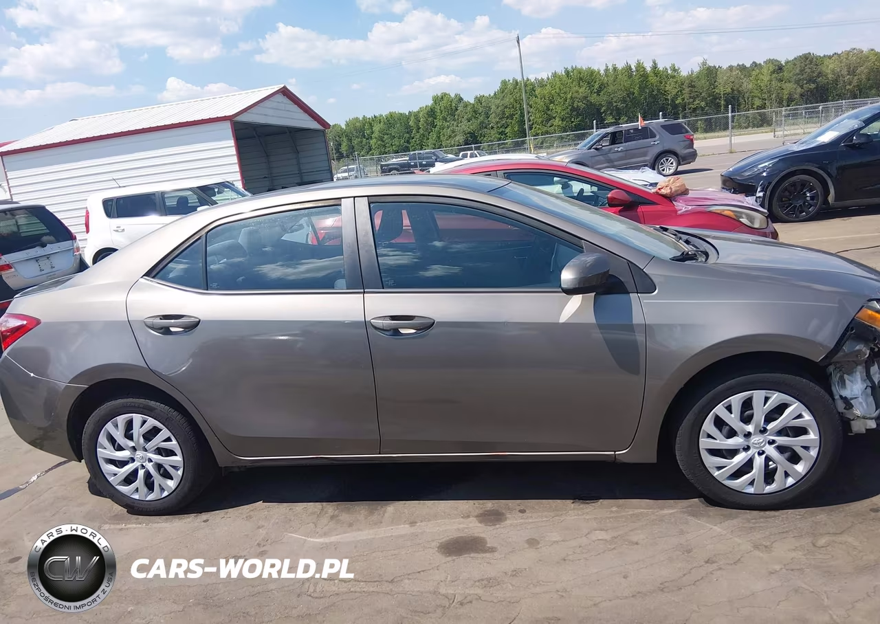 2019 Toyota Corolla L VIN:5YFBURHE8KP932280 - 13