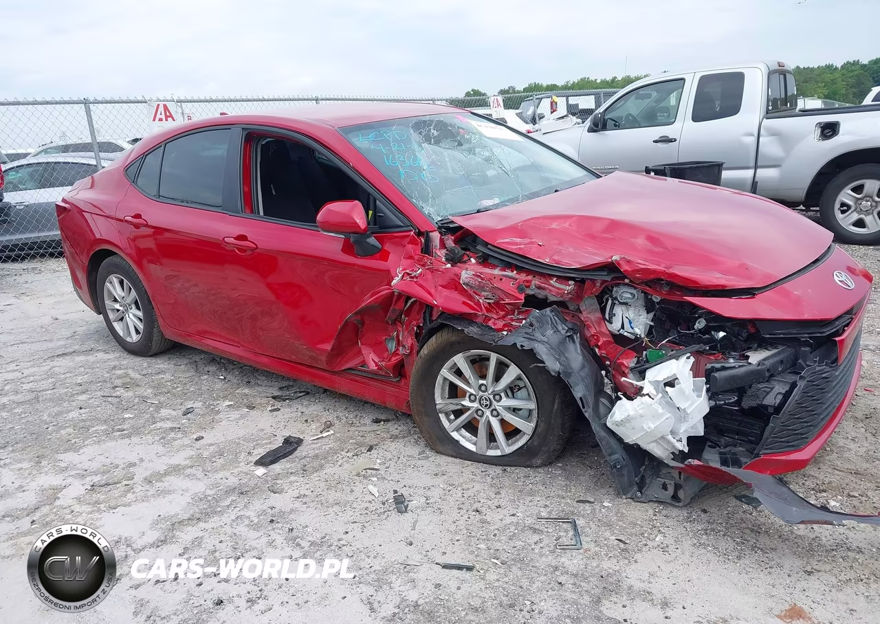 2025 Toyota Camry Le VIN:4T1DAACKXSU163666 - 12