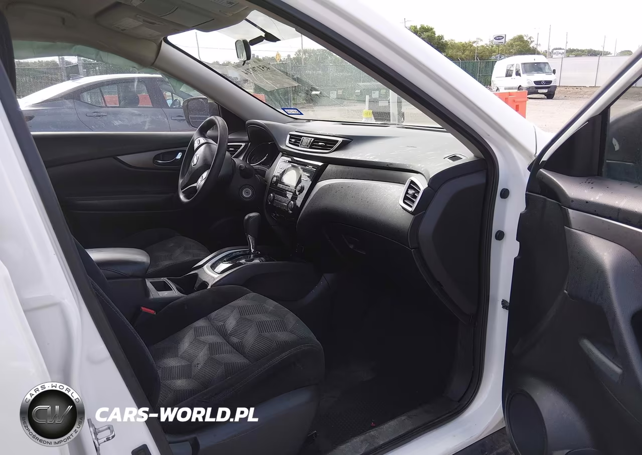 2015 Nissan Rogue S VIN:5N1AT2MT6FC771187 - 5