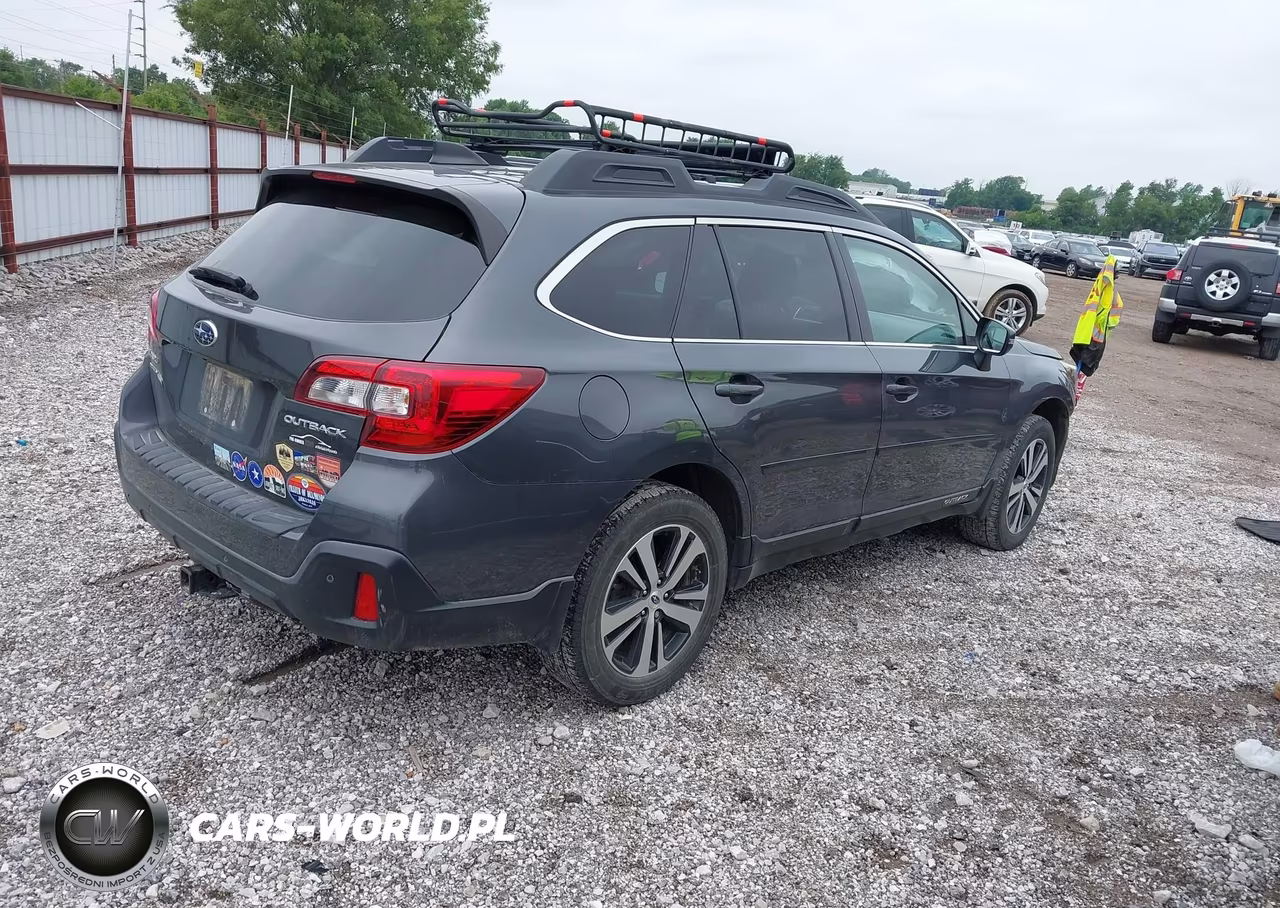 2018 Subaru Outback 2.5I Limited VIN:4S4BSANC9J3227355 - 4