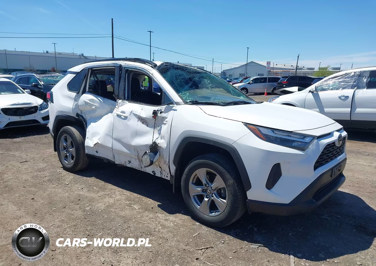 2024 Toyota Rav4 Xle – zdjęcie 1 z 20