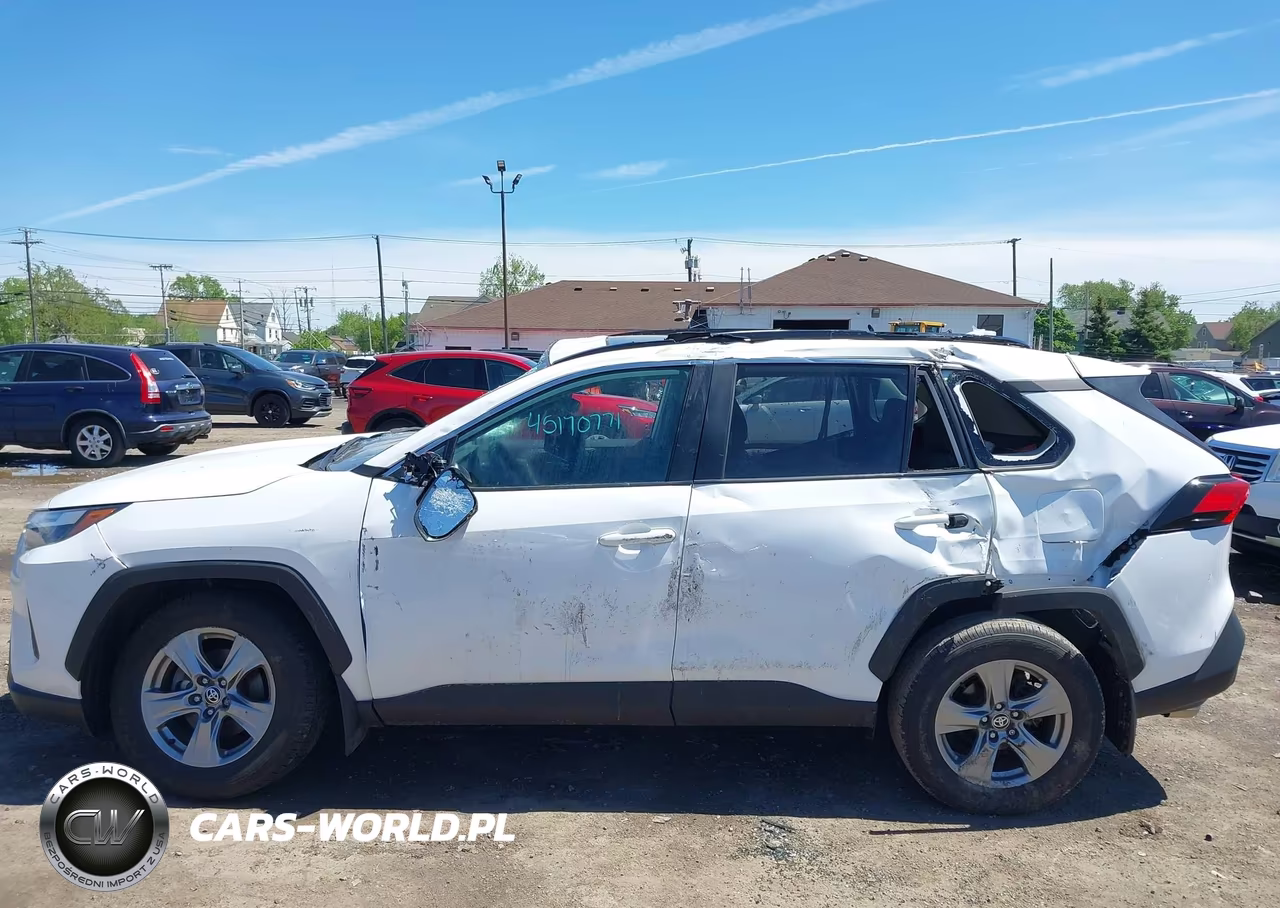 2024 Toyota Rav4 Xle VIN:2T3P1RFV7RC399597 - 14