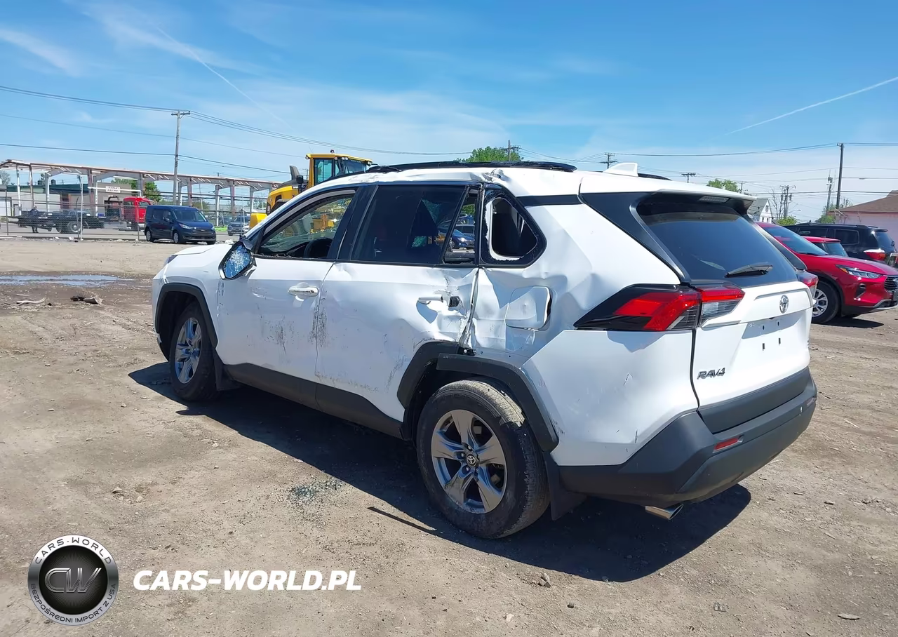 2024 Toyota Rav4 Xle VIN:2T3P1RFV7RC399597 - 3