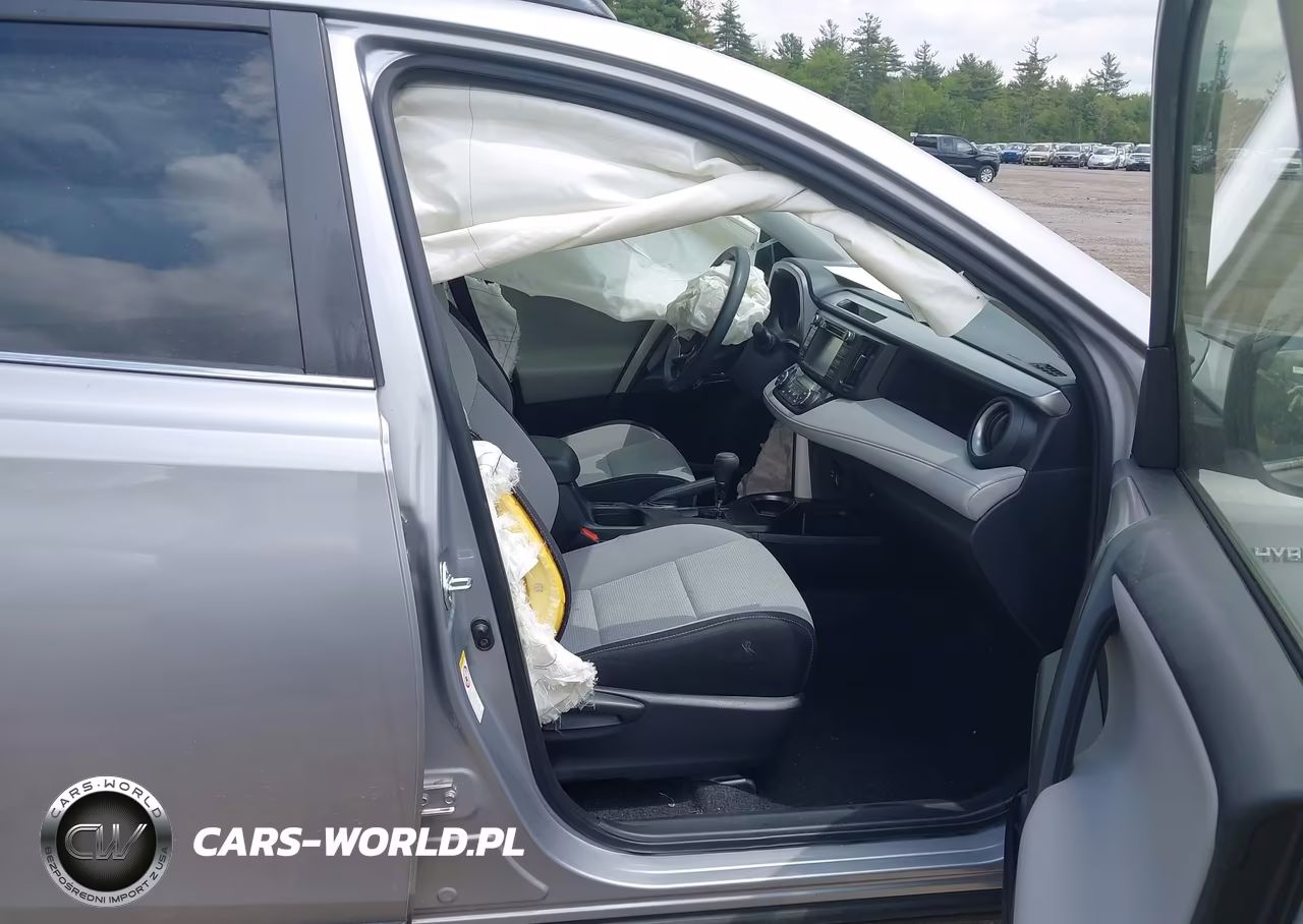 2018 Toyota Rav4 Hybrid Le VIN:JTMRJREVXJD203355 - 5