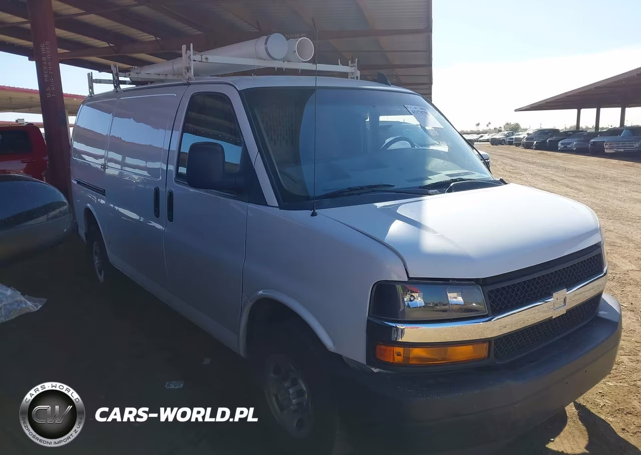 2018 Chevrolet Express 2500 Work Van – zdjęcie 1 z 16
