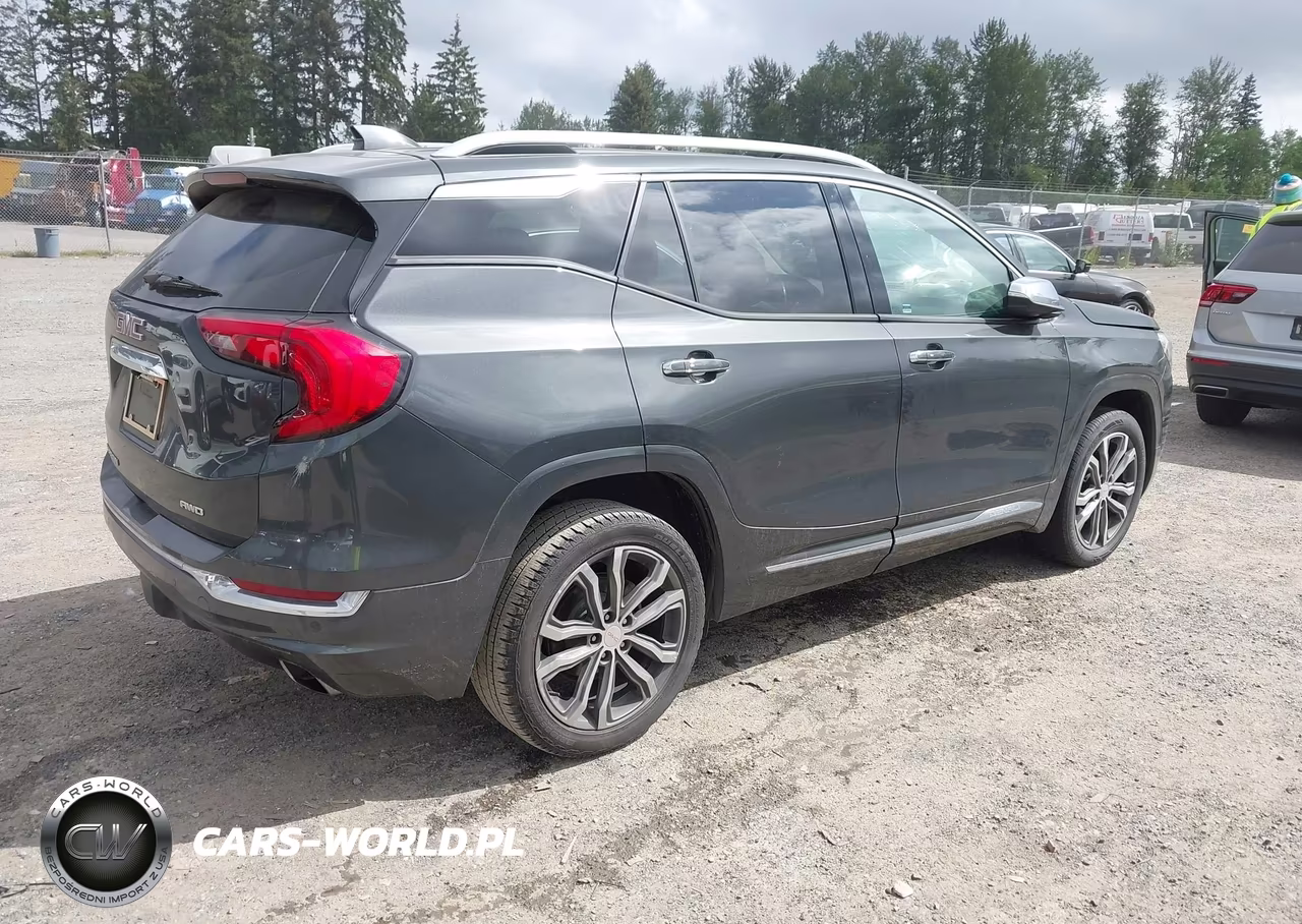 2018 GMC Terrain Denali VIN:3GKALXEX3JL351066 - 4