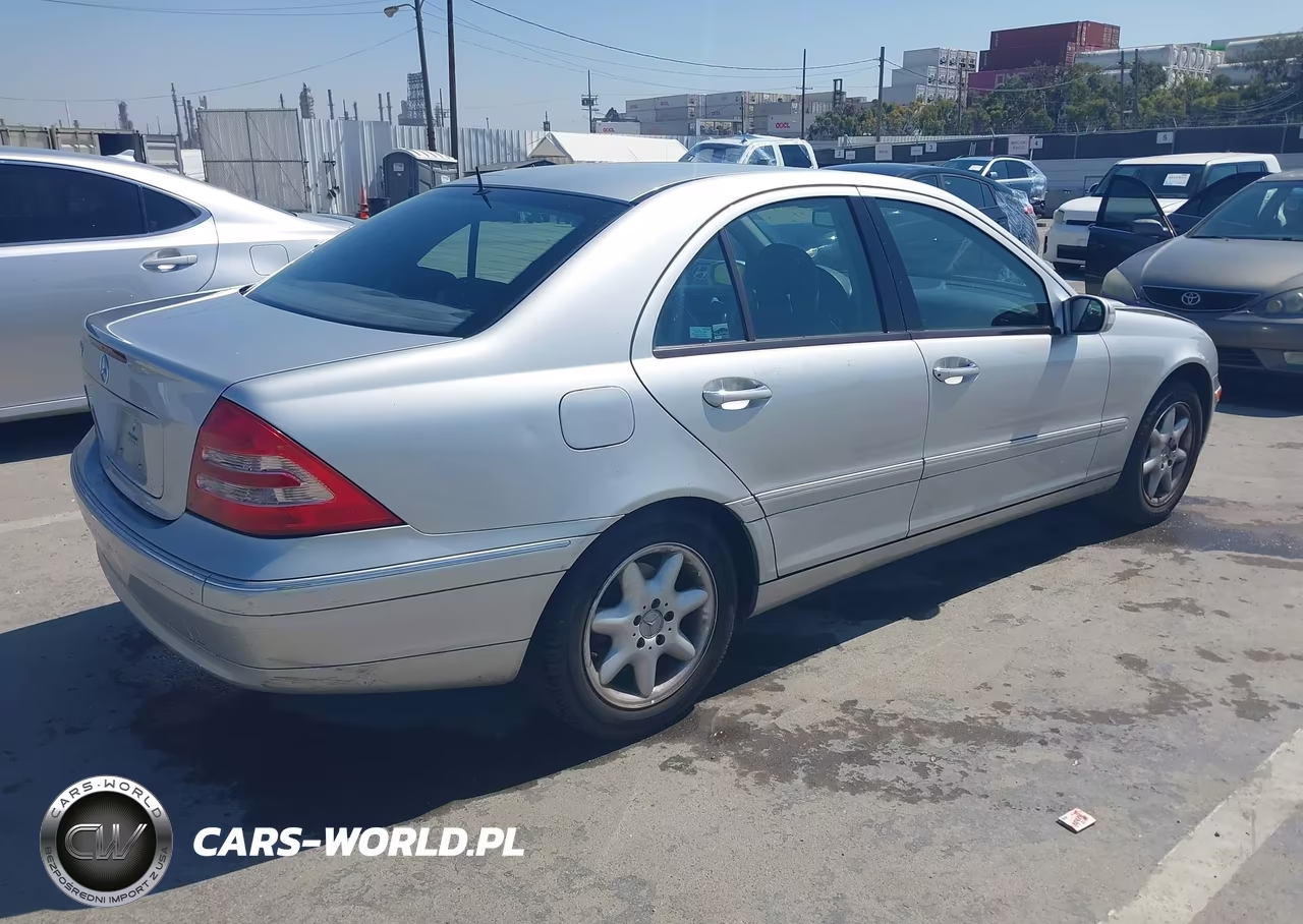 2002 Mercedes-Benz C 240 VIN:WDBRF61J22F274749 - 4