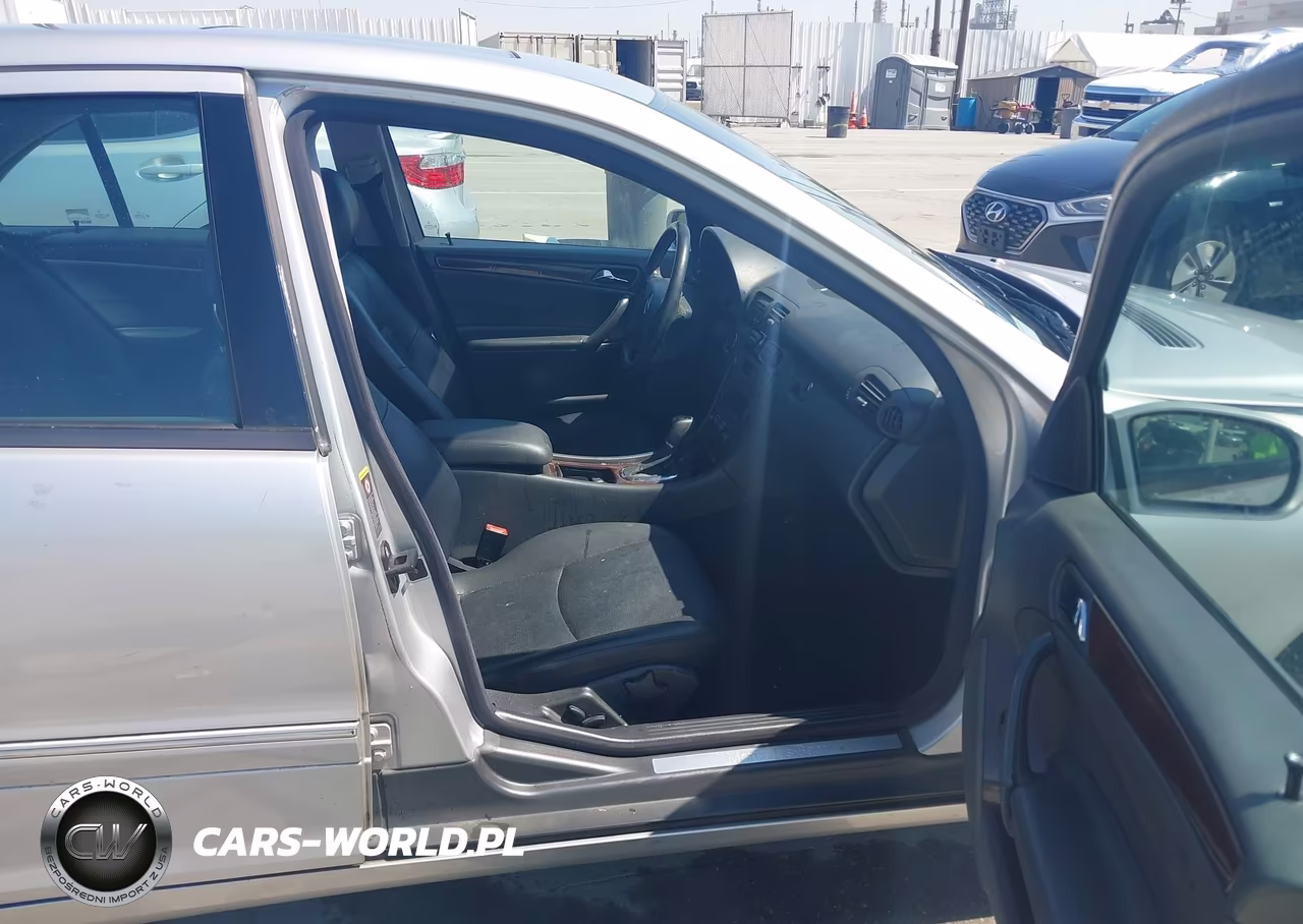 2002 Mercedes-Benz C 240 VIN:WDBRF61J22F274749 - 5