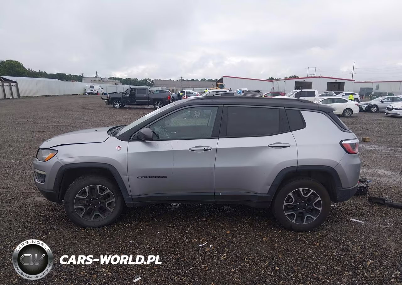 2019 Jeep Compass Trailhawk 4X4 VIN:3C4NJDDB6KT739529 - 15