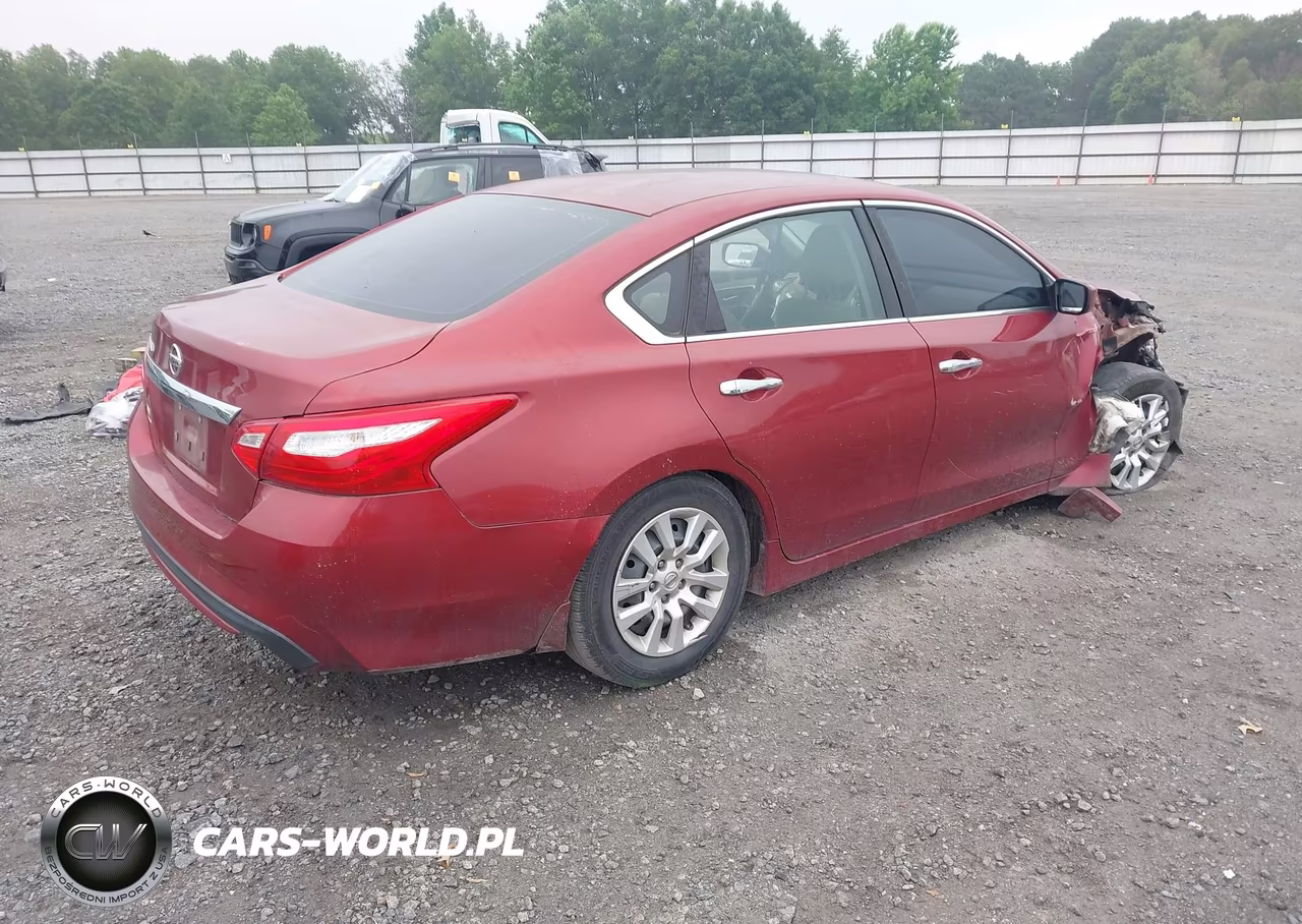 2017 Nissan Altima 2.5 S VIN:1N4AL3APXHN305406 - 4