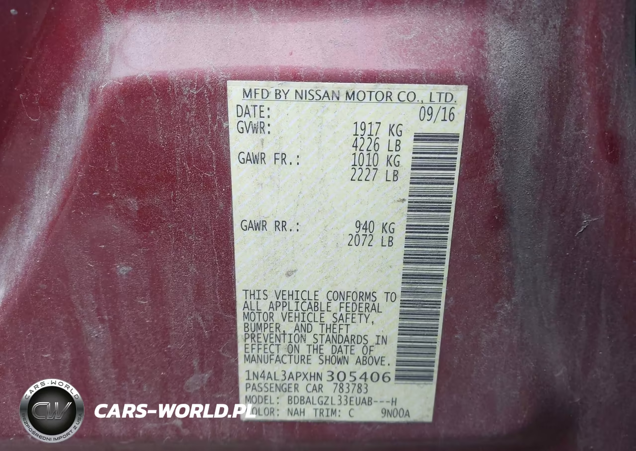 2017 Nissan Altima 2.5 S VIN:1N4AL3APXHN305406 - 9