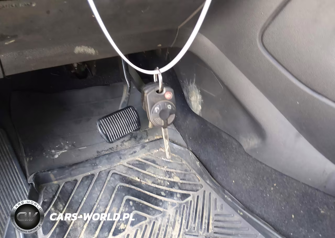 2015 Ford Escape S VIN:1FMCU0F75FUC33861 - 11