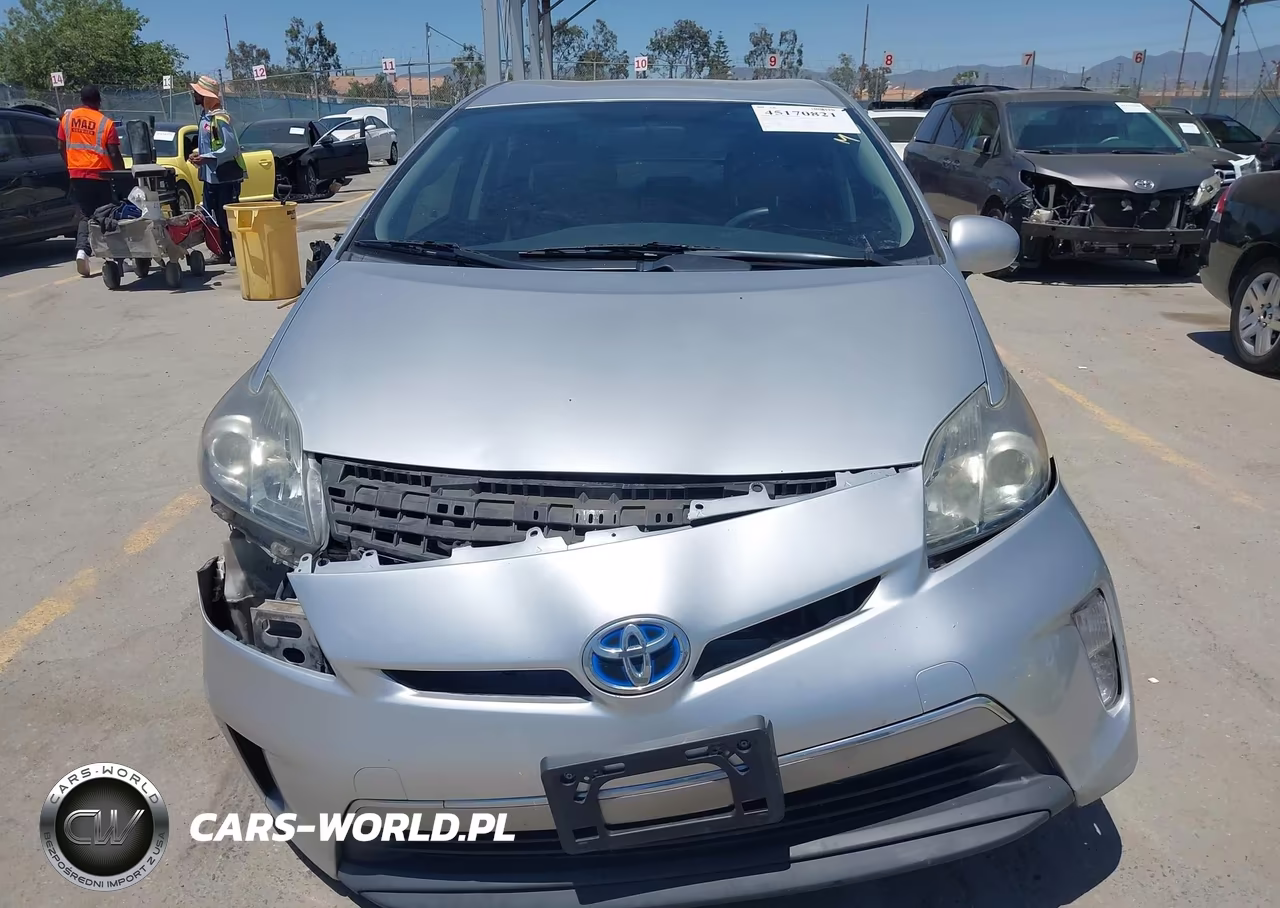 2014 Toyota Prius Plug-In VIN:JTDKN3DPXE3058089 - 12