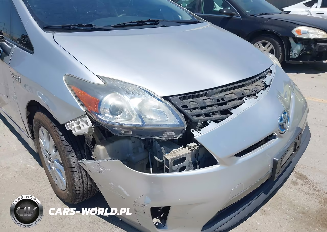2014 Toyota Prius Plug-In VIN:JTDKN3DPXE3058089 - 6