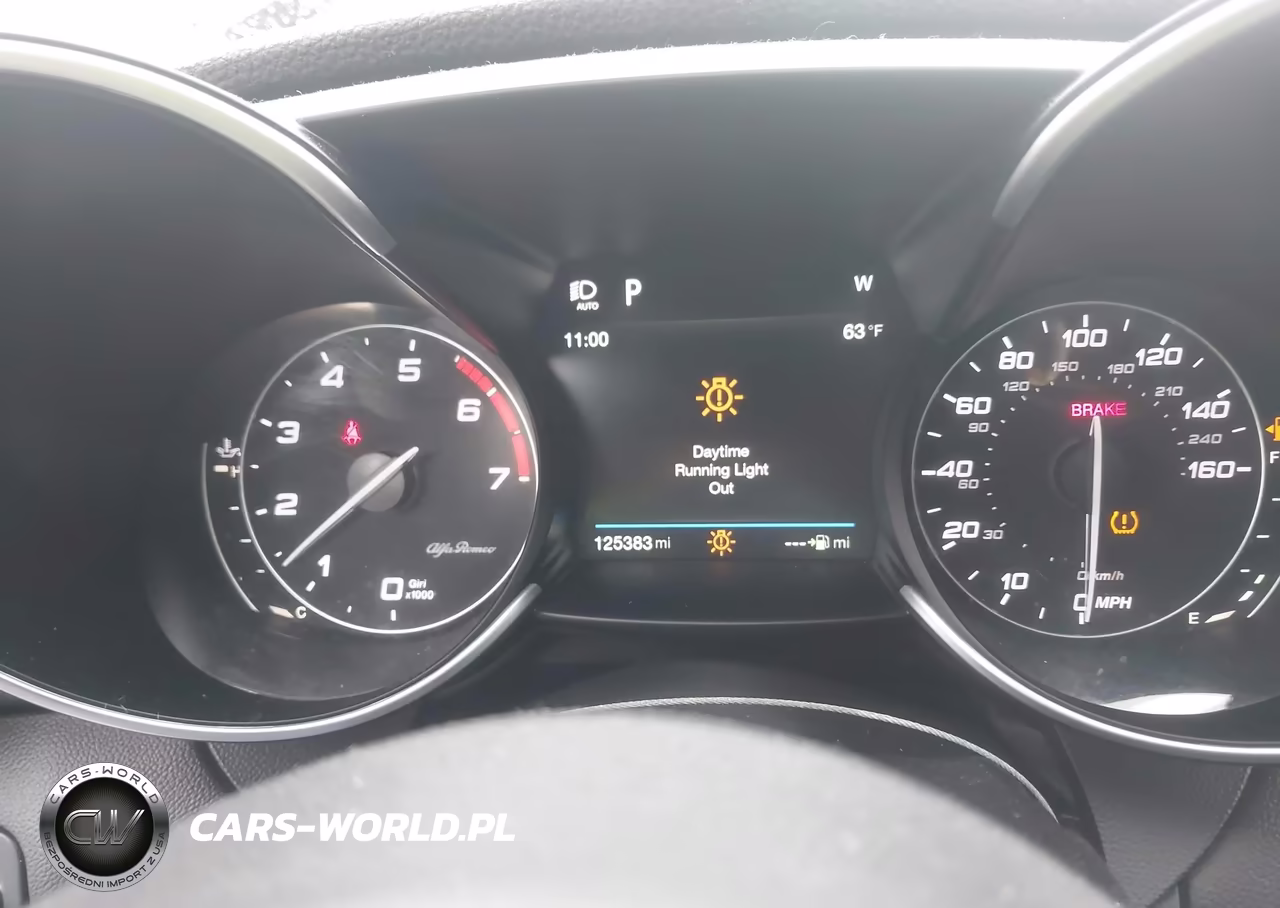 2018 Alfa Romeo Giulia Ti Sport Awd VIN:ZARFAEEN7J7572285 - 7