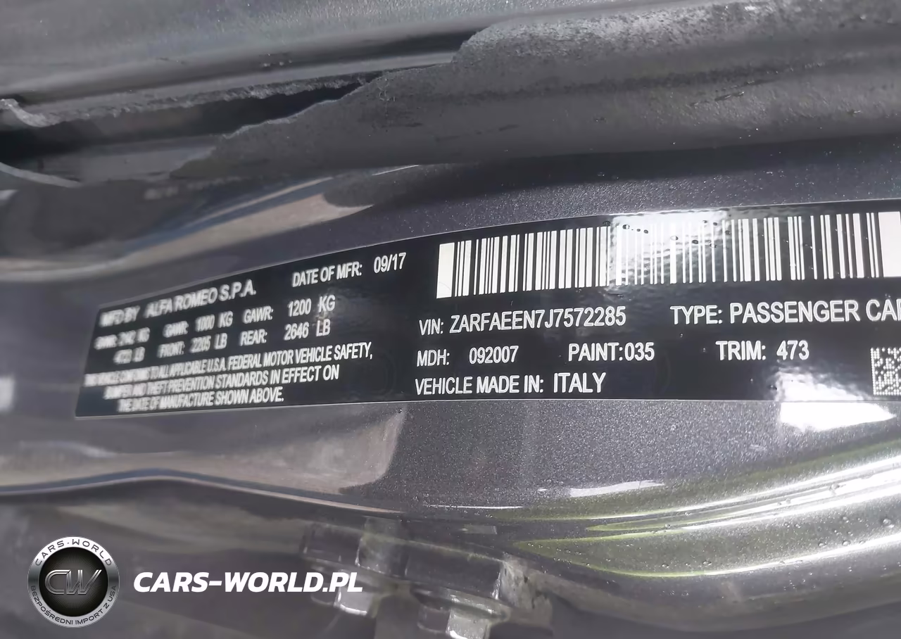 2018 Alfa Romeo Giulia Ti Sport Awd VIN:ZARFAEEN7J7572285 - 9