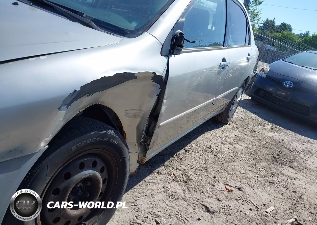2003 Toyota Corolla Le VIN:JTDBR32E232006612 - 13
