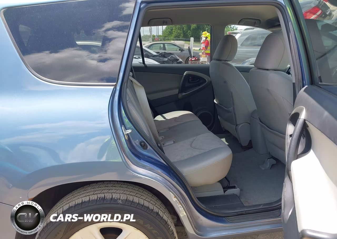 2011 Toyota Rav4 VIN:2T3ZF4DV9BW069058 - 8