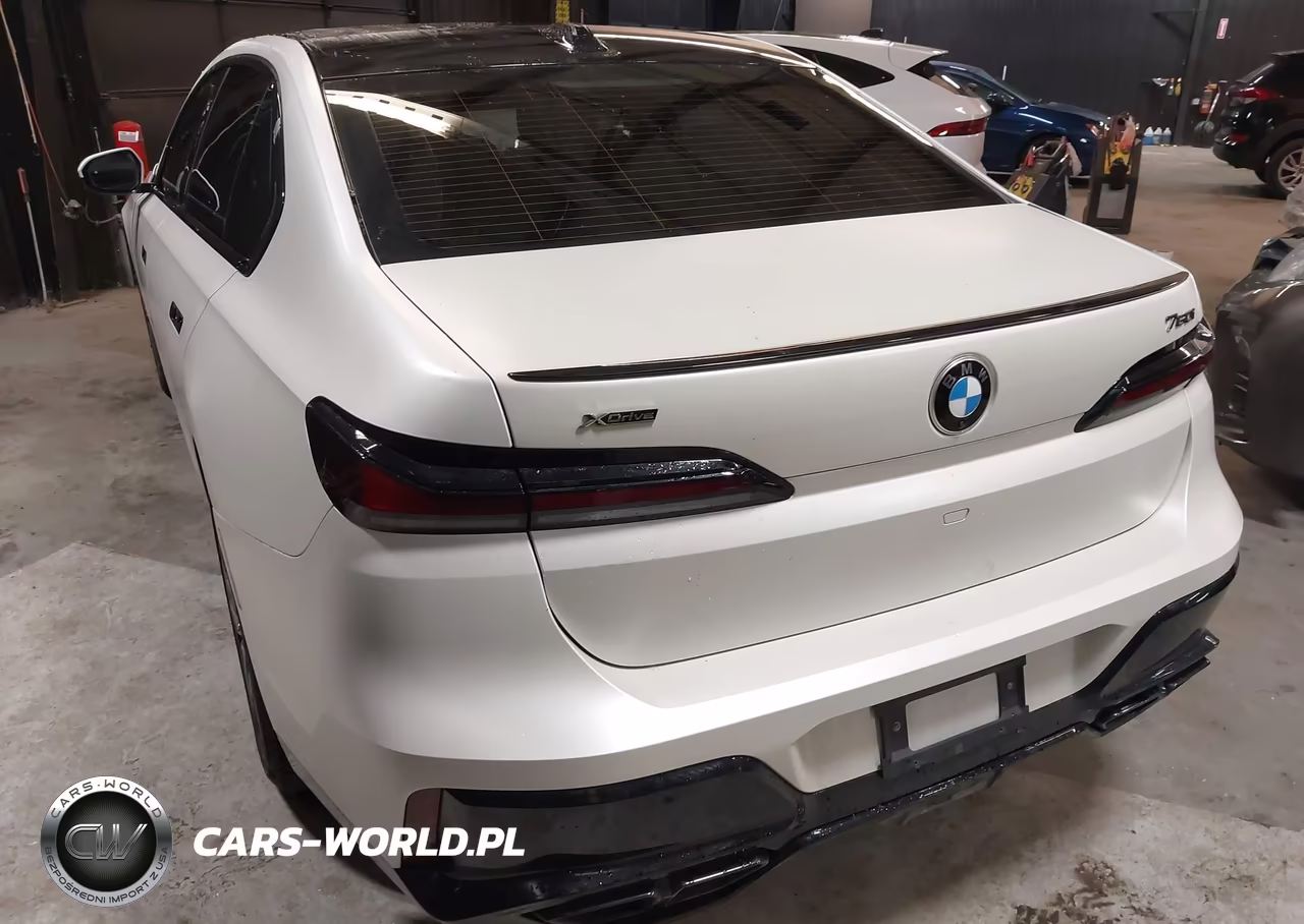 2024 BMW 760I xDrive VIN:WBA33EJ0XRCR65702 - 3