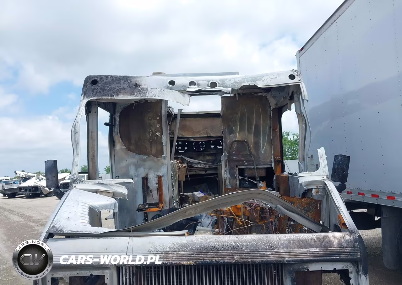 2003 Workhorse Custom Chassis Forward Control Chassis P4500 VIN:5B4KP42R433358802 - 12