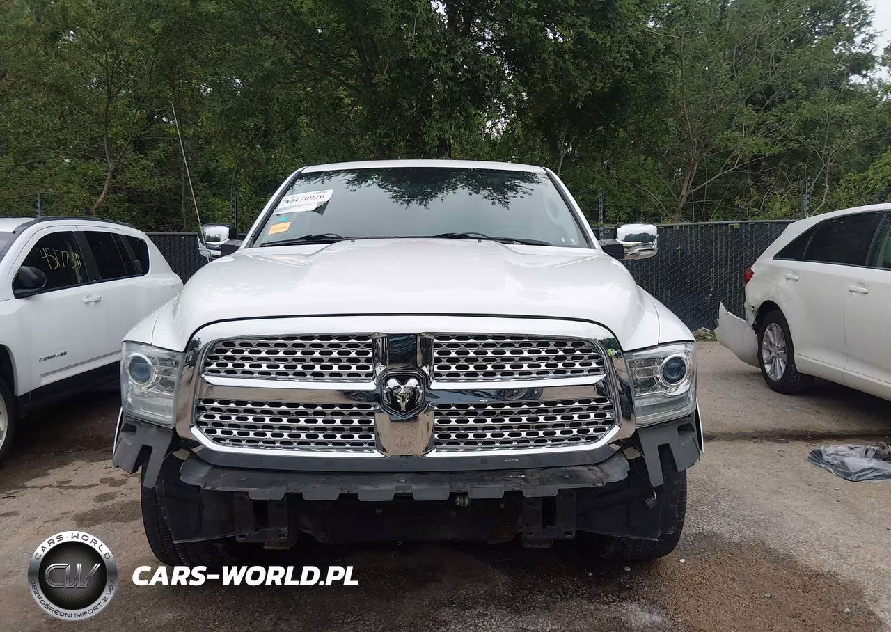 2015 Ram 1500 Laramie VIN:1C6RR7NT0FS586051 - 13
