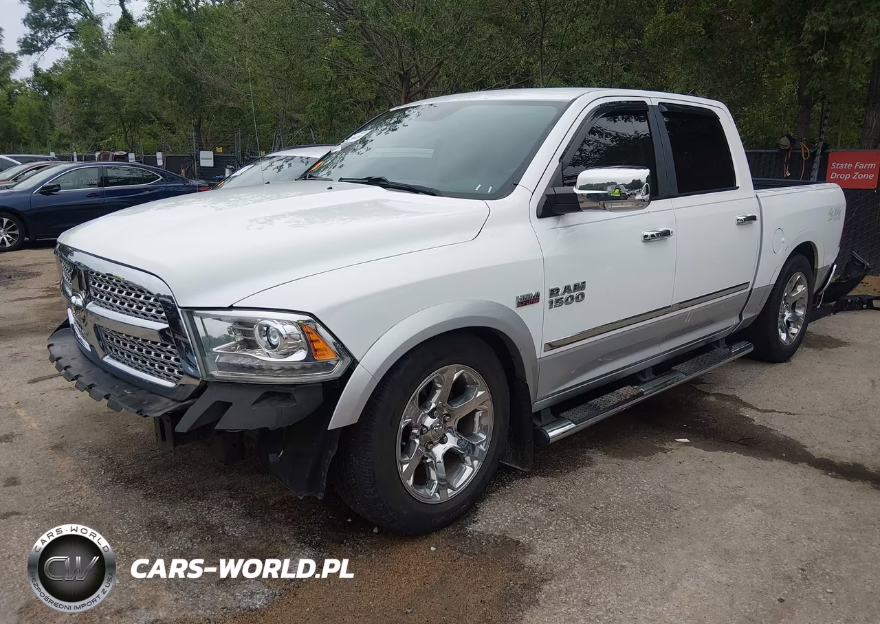 2015 Ram 1500 Laramie VIN:1C6RR7NT0FS586051 - 2