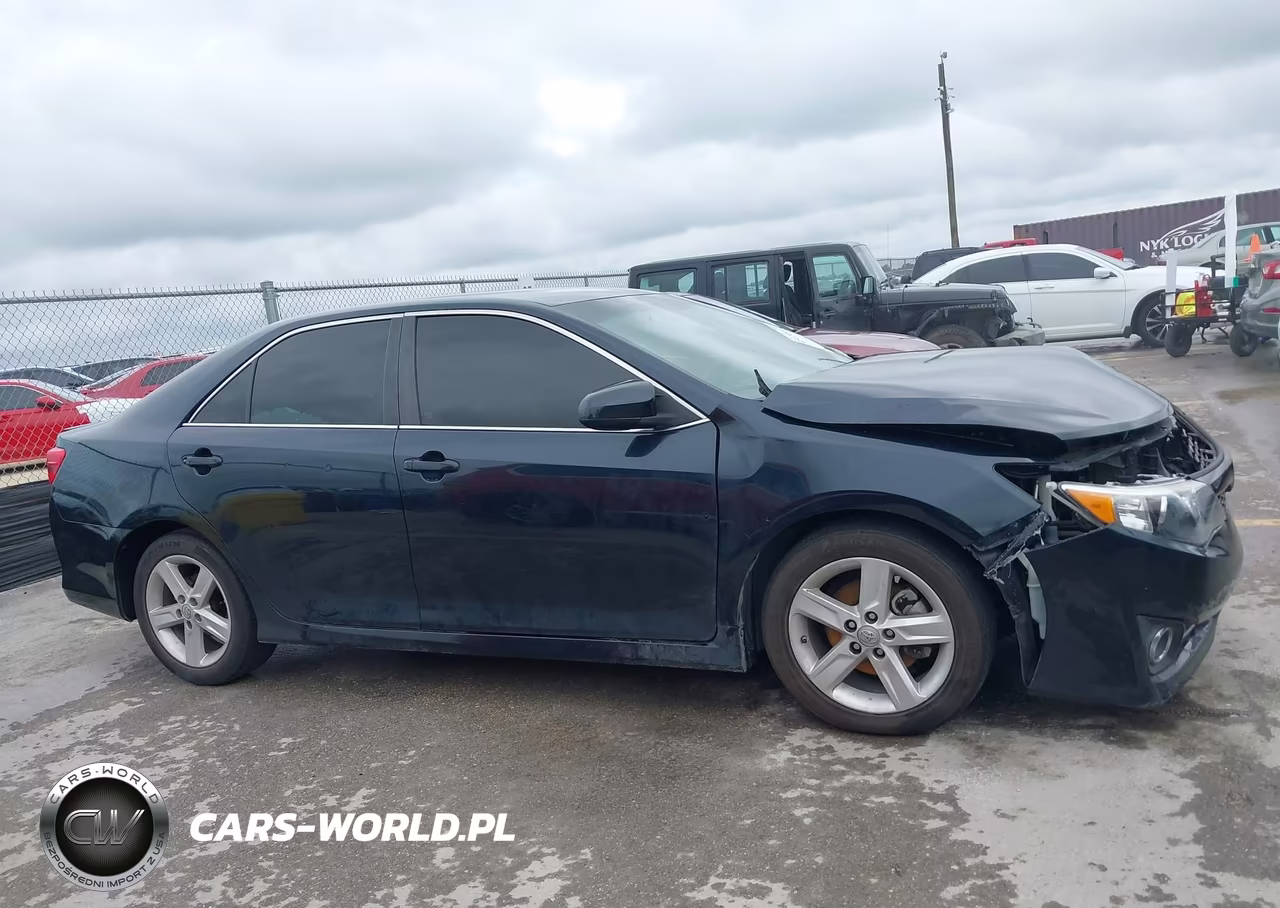 2014 Toyota Camry Se VIN:4T1BF1FK5EU869503 - 13