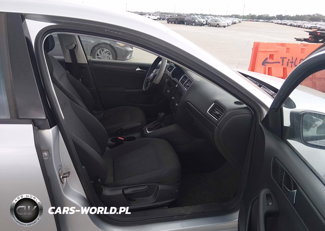 2011 Volkswagen Jetta 2.0L S VIN:3VW2K7AJ1BM103119 - 5