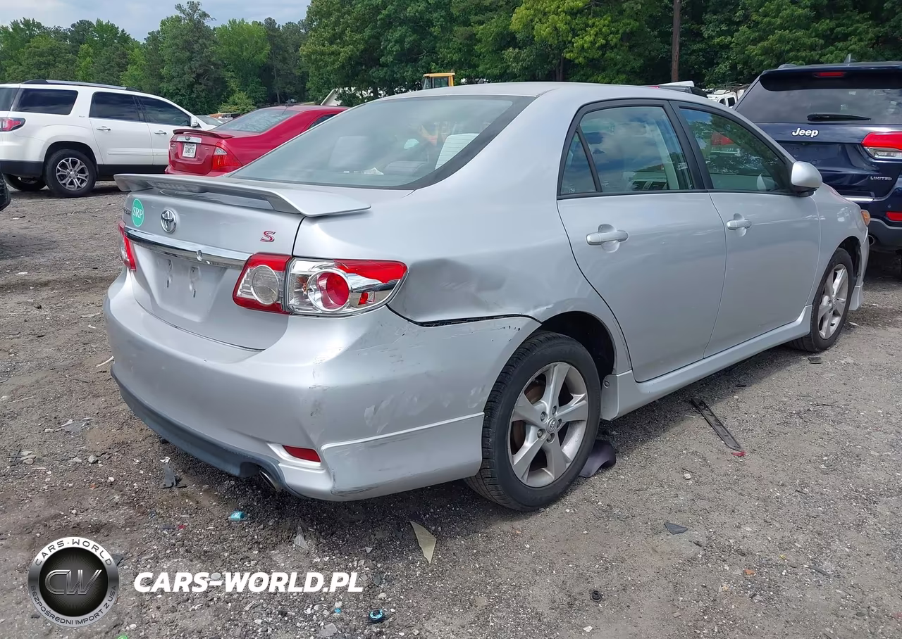 2011 Toyota Corolla S VIN:2T1BU4EE5BC615774 - 4