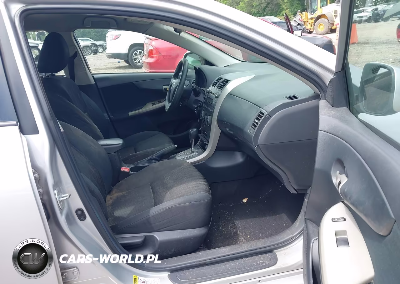 2011 Toyota Corolla S VIN:2T1BU4EE5BC615774 - 5