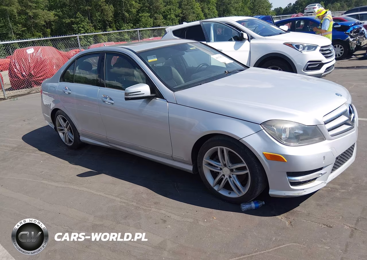2013 Mercedes-Benz C 250 Sport