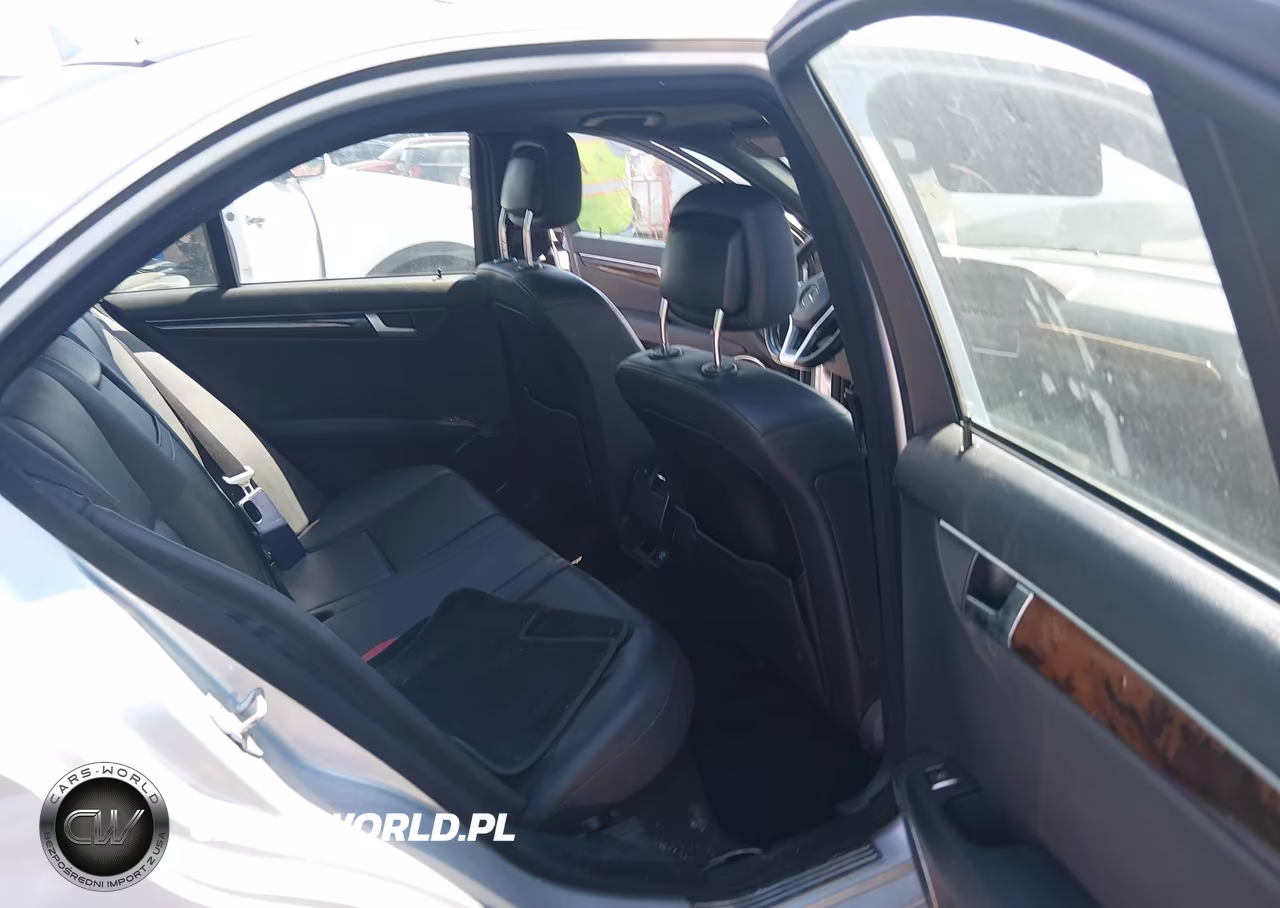 2013 Mercedes-Benz C 250 Sport VIN:WDDGF4HB4DR300786 - 8