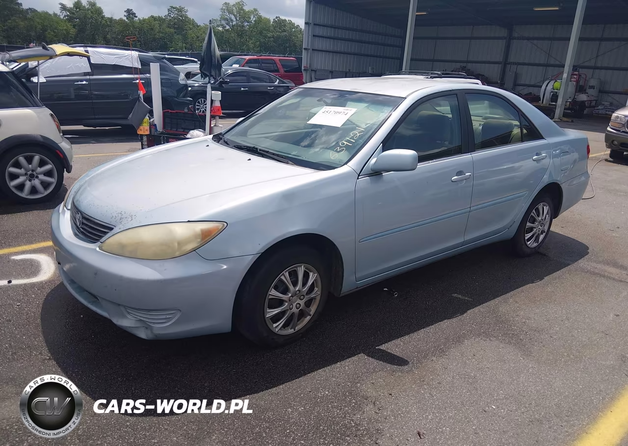 2005 Toyota Camry Le VIN:4T1BE32K85U639121 - 2
