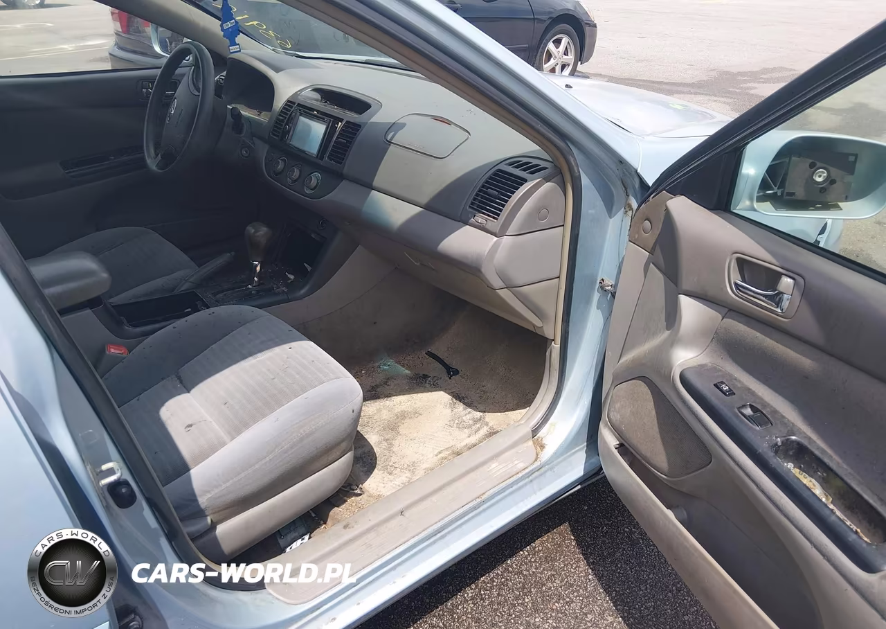 2005 Toyota Camry Le VIN:4T1BE32K85U639121 - 5