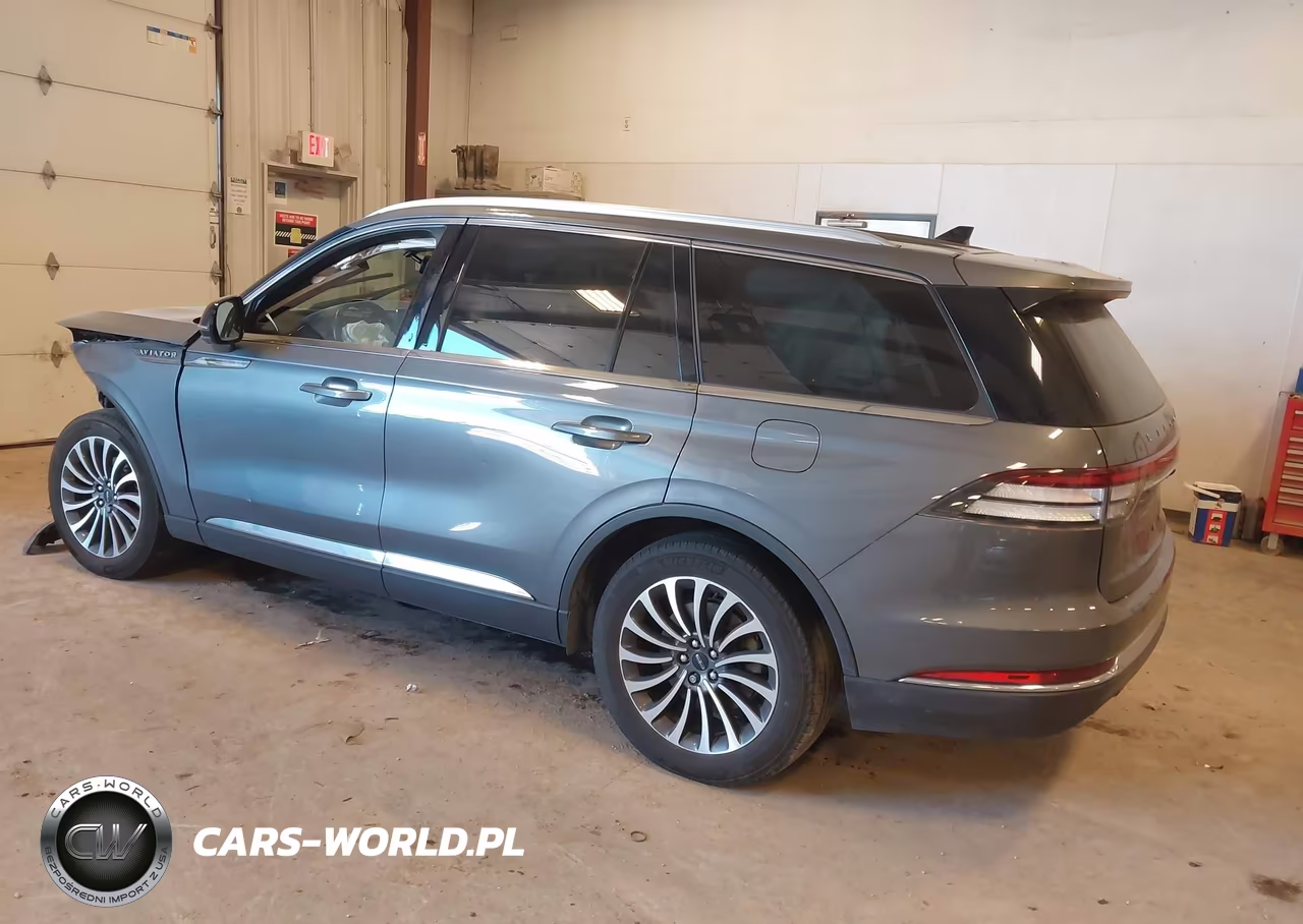 2023 Lincoln Aviator Reserve VIN:5LM5J7XC2PGL22466 - 3