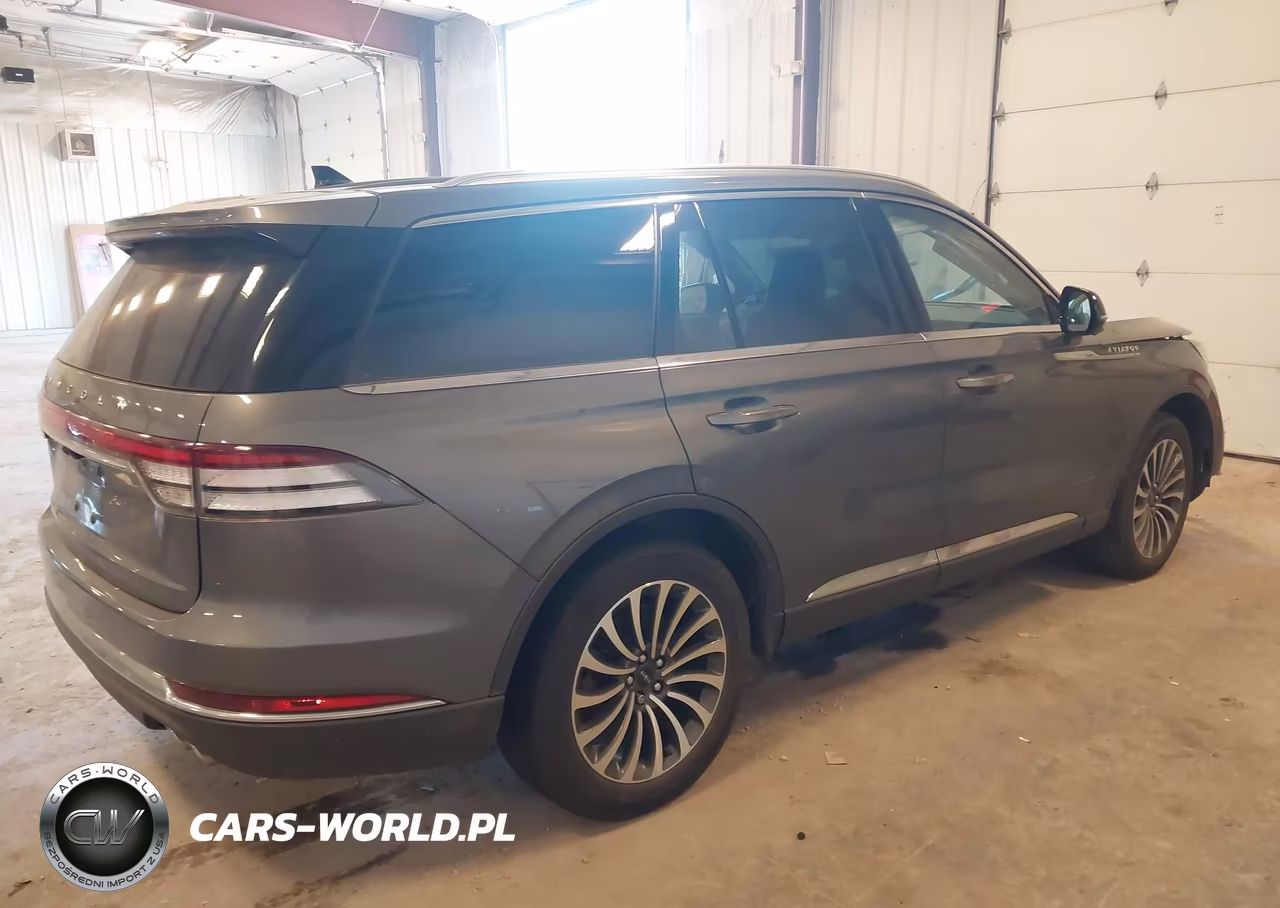 2023 Lincoln Aviator Reserve VIN:5LM5J7XC2PGL22466 - 4