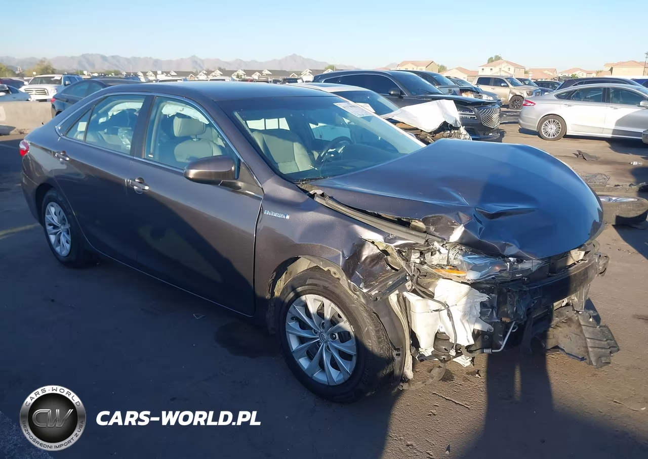 2015 Toyota Camry Hybrid Le