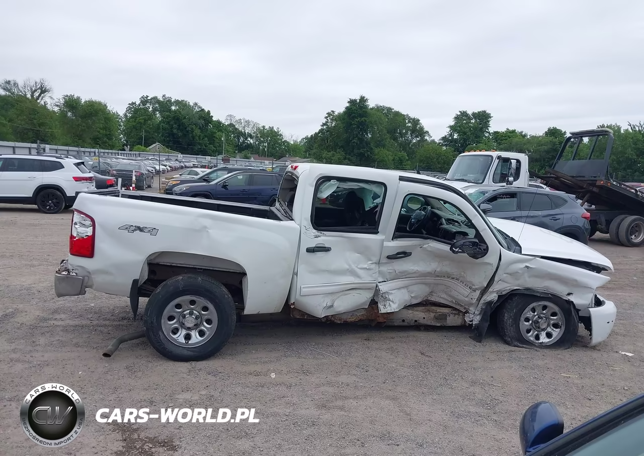 2011 Chevrolet Silverado 1500 Ls VIN:3GCPKREA4BG208086 - 14