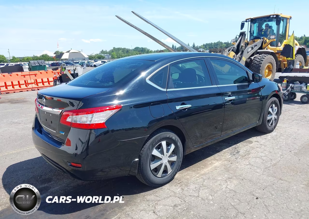 2014 Nissan Sentra S VIN:3N1AB7AP4EL697818 - 4
